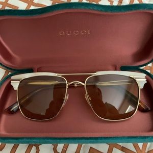 Gucci Aviator sunglasses NWT GG0241S